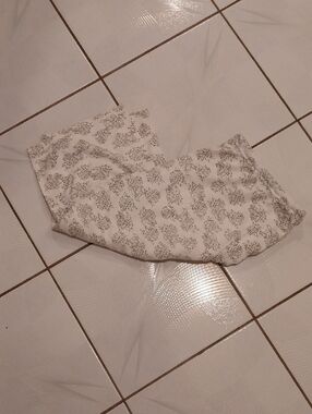 $4 Add-on White Capri Pajama Pants with Tree & Panda Print - Size XL